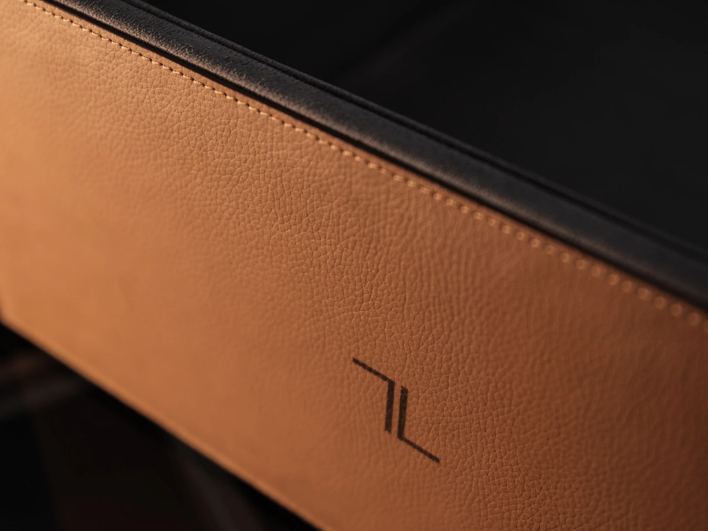 Ferma Leather Closet - Image 6