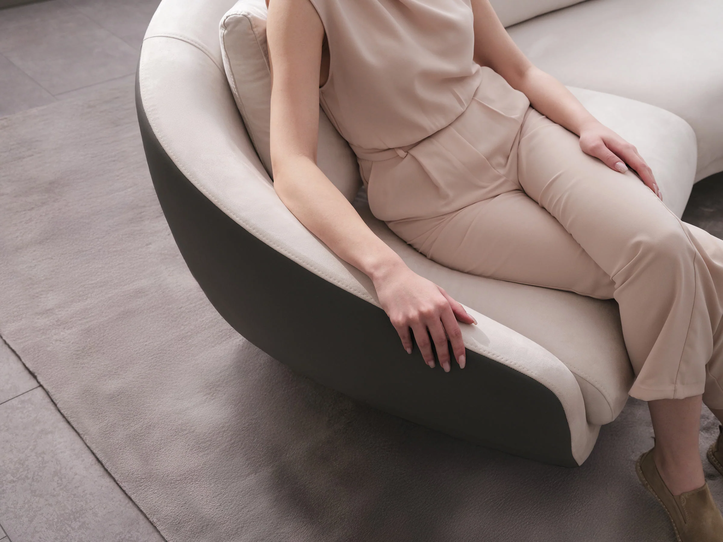 Podia Grand Corner Sofa - Image 5