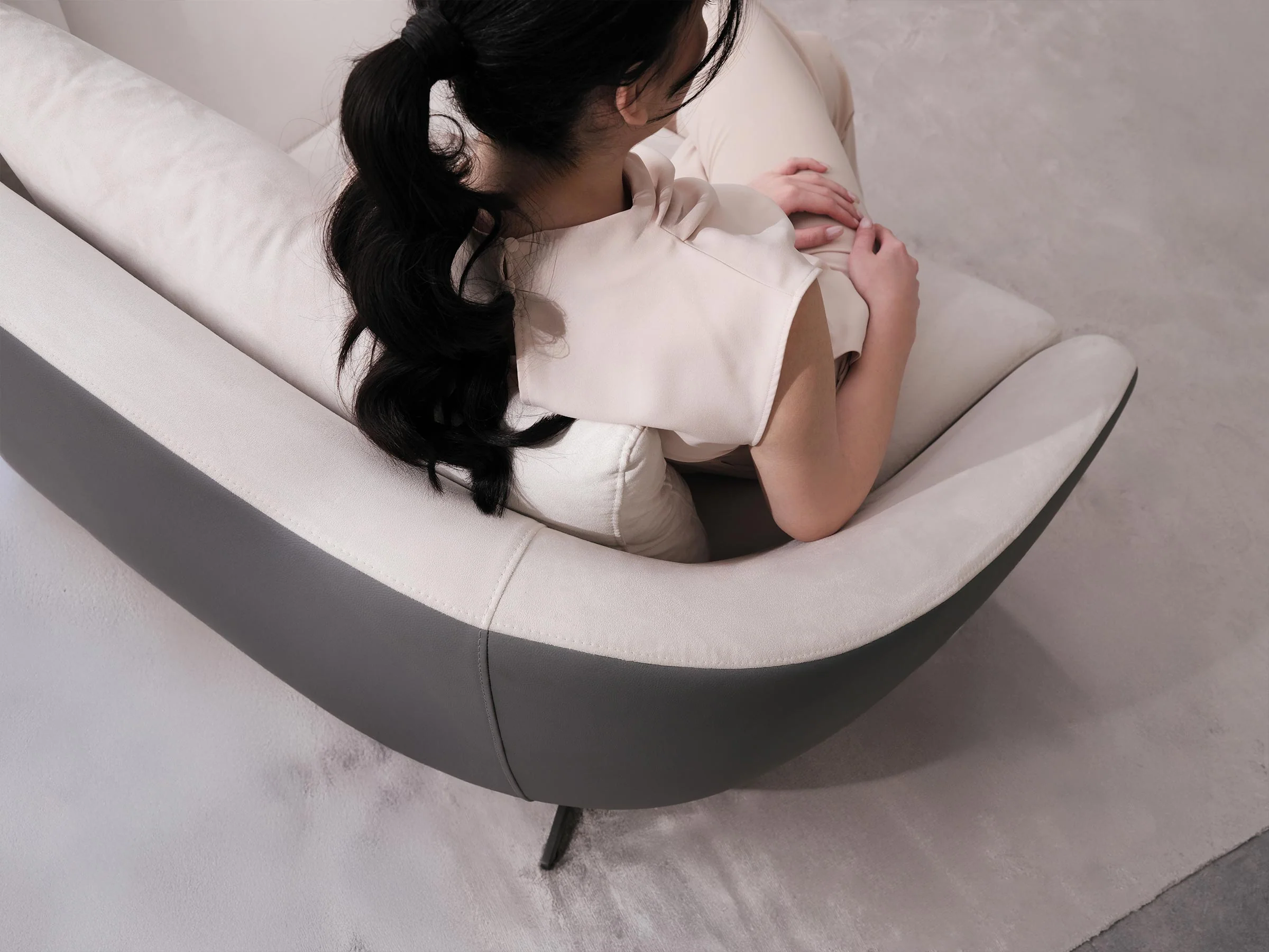 Podia Grand Corner Sofa - Image 4