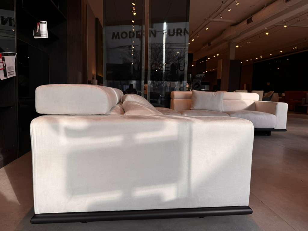 York Sectional Pull-Out Sofa - OUTLET - Image 7